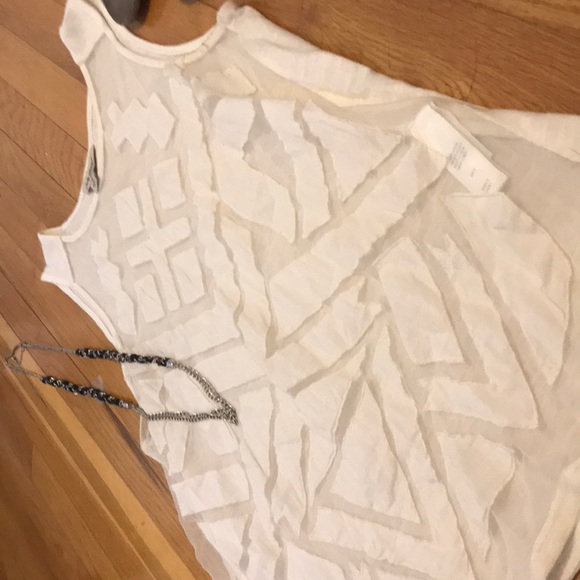 Lucky brand white sheer shaped tank - Picture 2 of 3